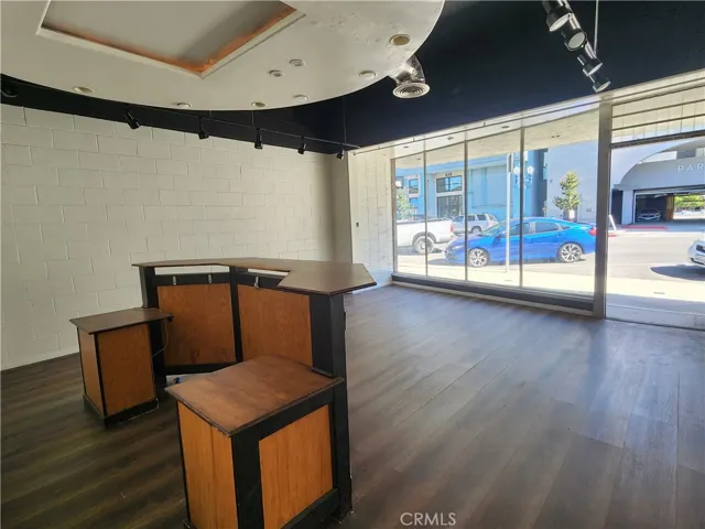 627 N Azusa Avenue, Azusa, California 91702