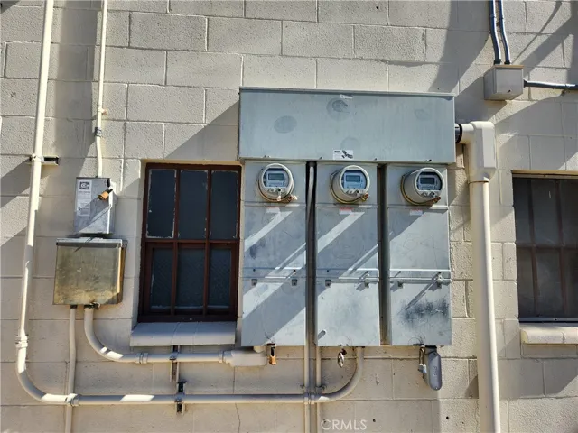 627 N Azusa Avenue, Azusa, California 91702