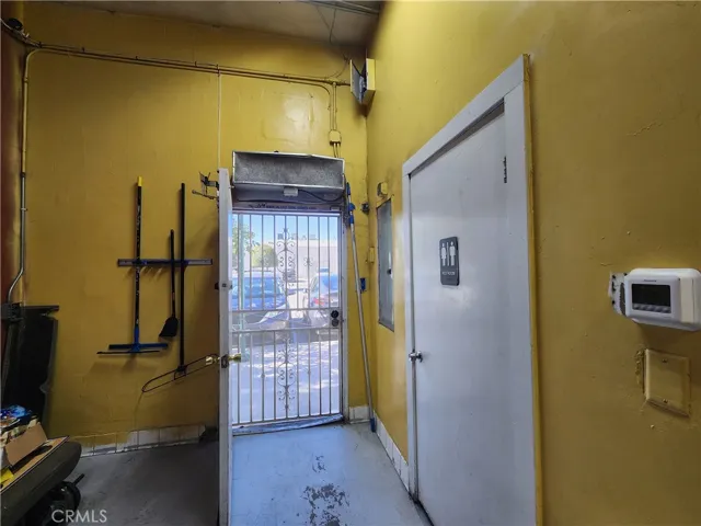 627 N Azusa Avenue, Azusa, California 91702