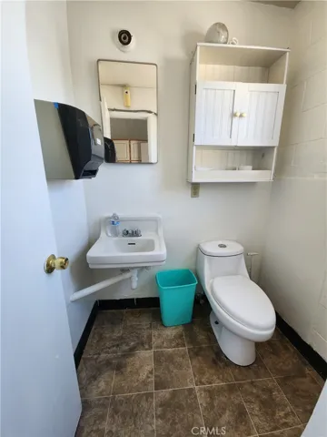 627 N Azusa Avenue, Azusa, California 91702