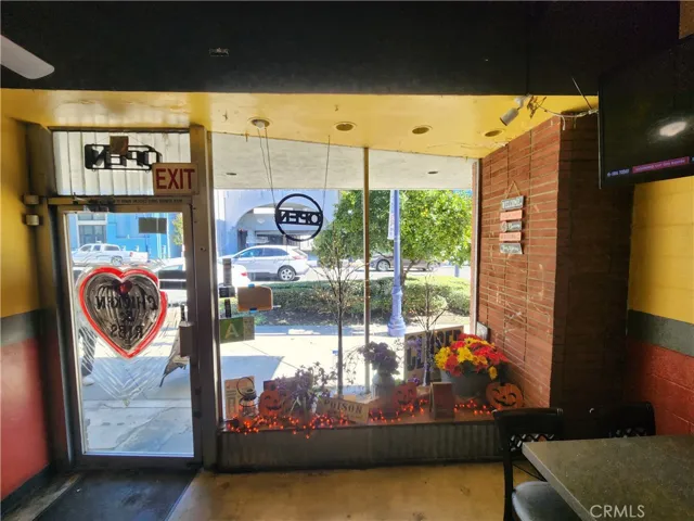 627 N Azusa Avenue, Azusa, California 91702