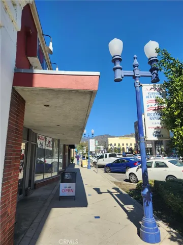 627 N Azusa Avenue, Azusa, California 91702