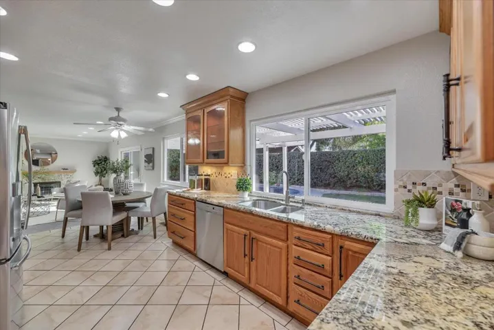 840 W 8th Street, Gilroy, California 95020
