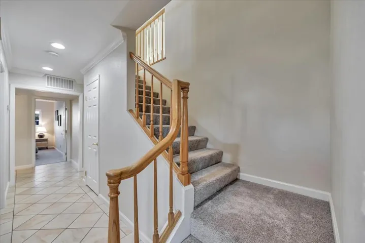 840 W 8th Street, Gilroy, California 95020