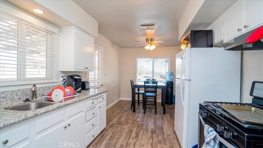 36882 Hayward Avenue, Barstow, California 92311