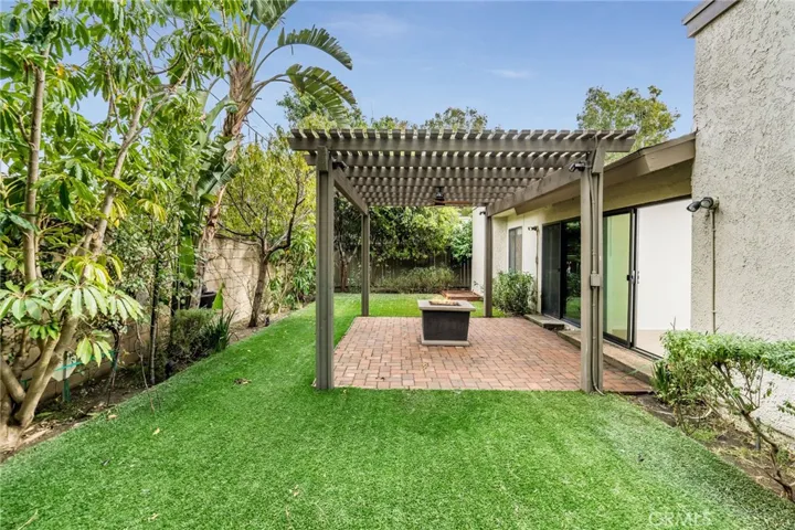 16255 Devonshire Street Unit 59, Granada Hills, California 91344