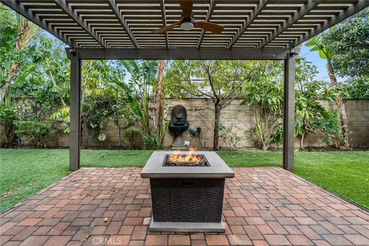 16255 Devonshire Street Unit 59, Granada Hills, California 91344