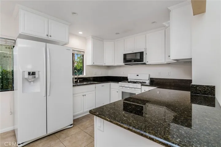 16255 Devonshire Street Unit 59, Granada Hills, California 91344