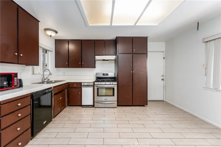 40906 Lois Court, Hemet, California 92544