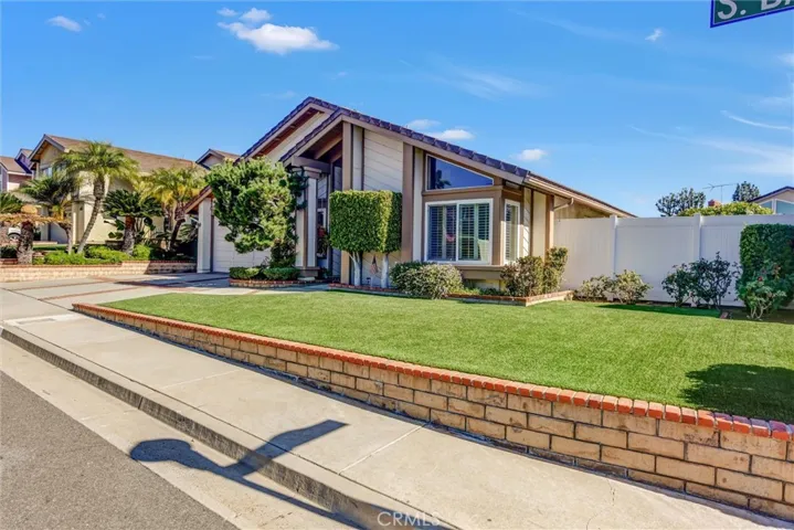 136 Baler Avenue, Brea, California 92821