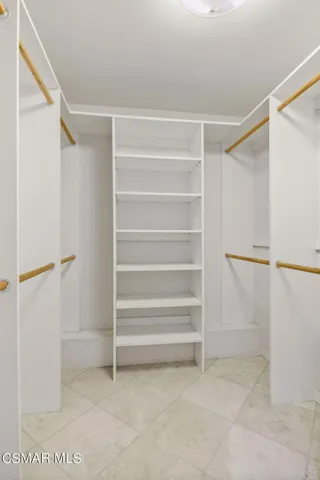 30-web-or-mls-UpMarketMedia3276Blu-135