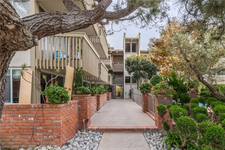 6526 Ocean Crest Drive Unit A114, Rancho Palos Verdes, California 90275