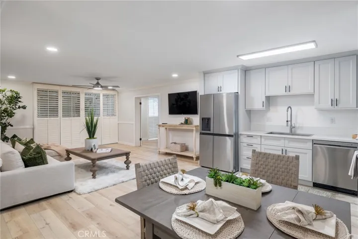 Wide Open Floor Plan with a Stunning Kitchen