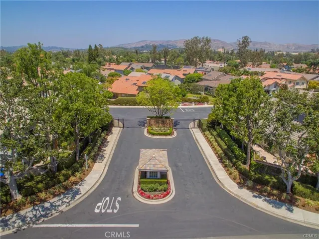 10 Vispera, Irvine, California 92620