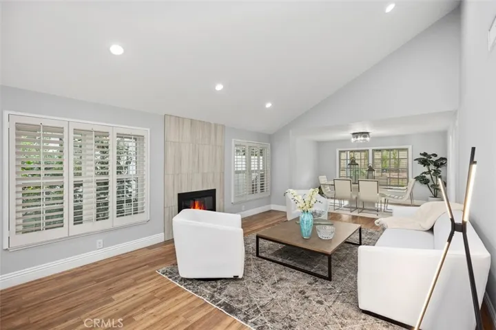 10 Vispera, Irvine, California 92620