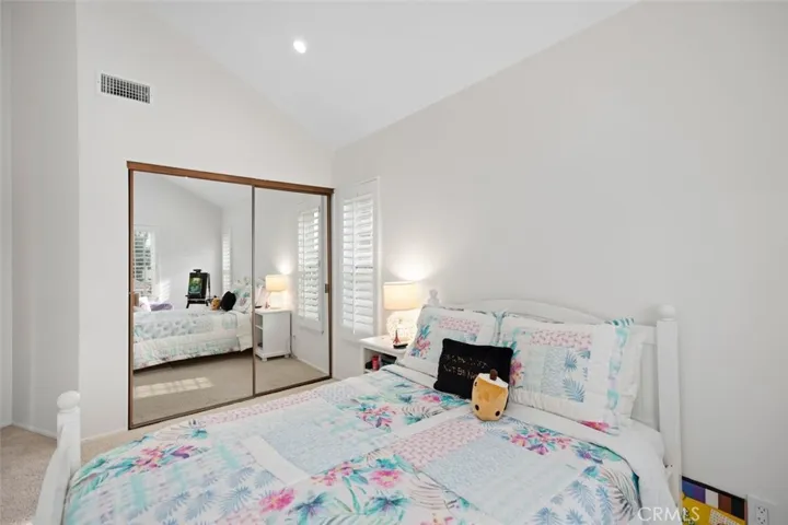 10 Vispera, Irvine, California 92620