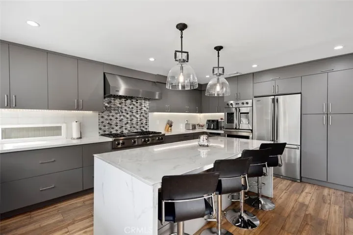 10 Vispera, Irvine, California 92620
