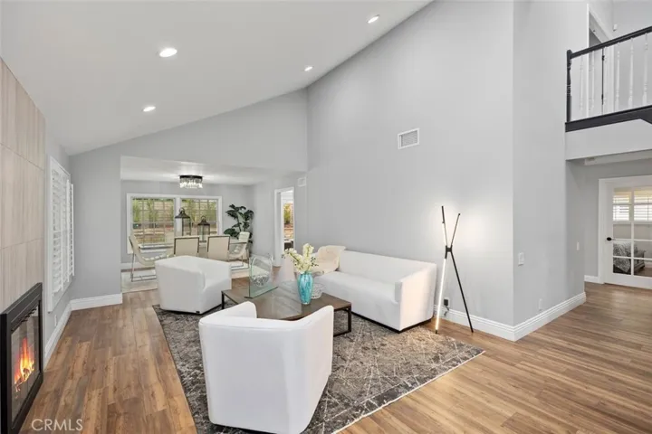 10 Vispera, Irvine, California 92620