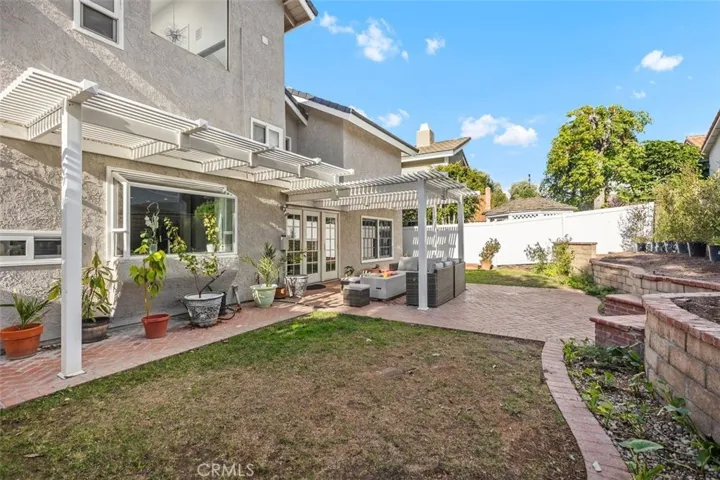 10 Vispera, Irvine, California 92620