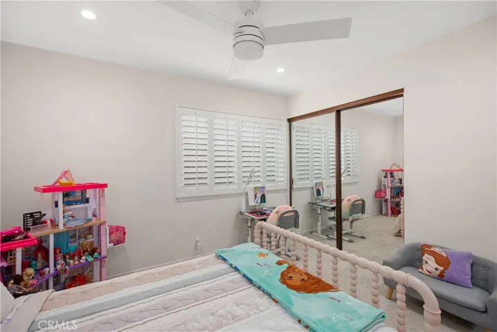 10 Vispera, Irvine, California 92620
