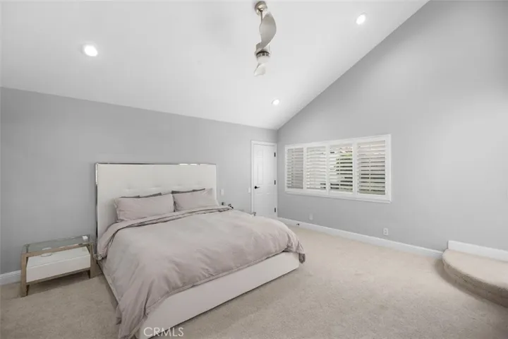 10 Vispera, Irvine, California 92620