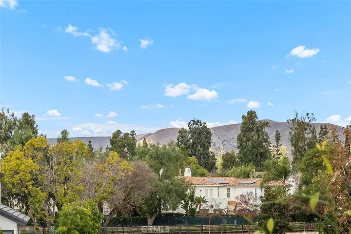 10 Vispera, Irvine, California 92620