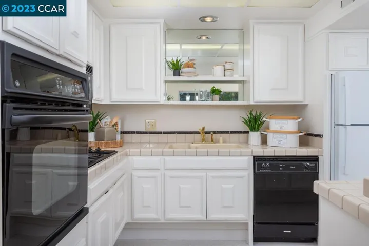 2817 Golden Rain Rd Unit 16, Walnut Creek, California 94595