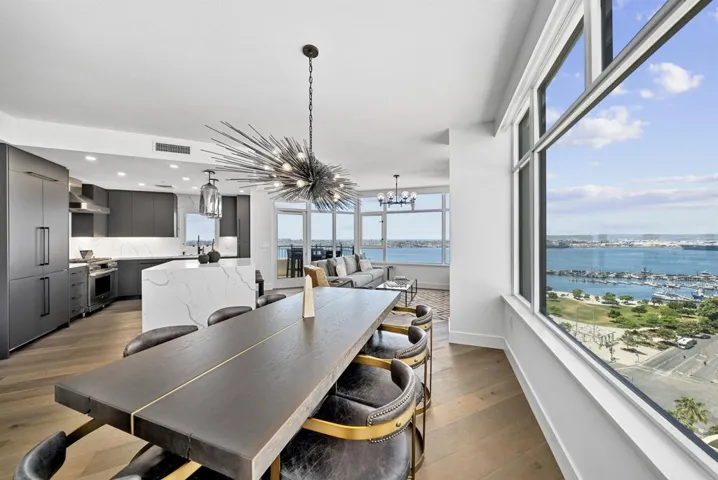 700 W Harbor Drive 1704, San Diego, California 92101
