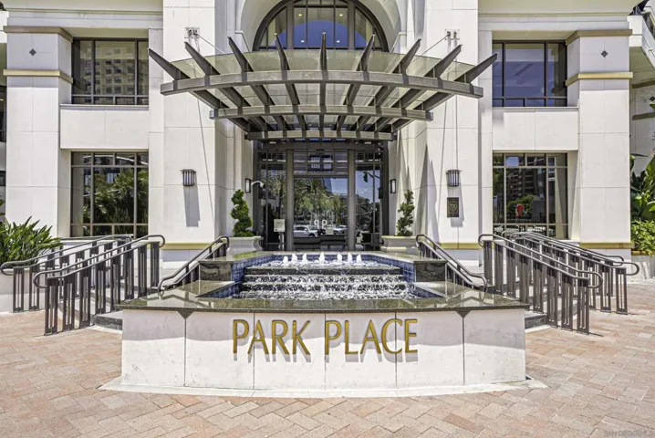 700 W Harbor Drive 1704, San Diego, California 92101