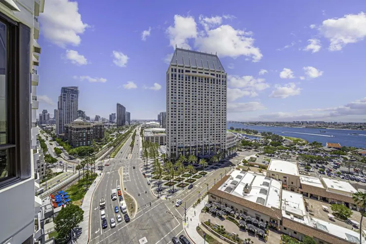 700 W Harbor Drive 1704, San Diego, California 92101