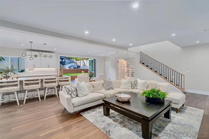 364 San Elijo St., Point Loma, California 92106