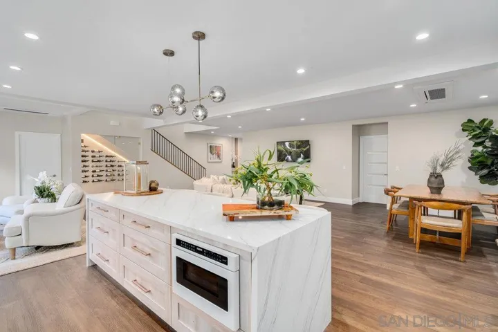 364 San Elijo St., Point Loma, California 92106