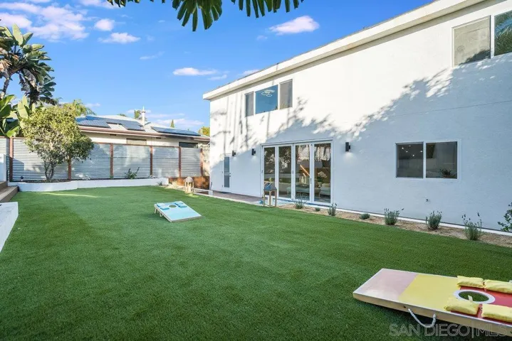 364 San Elijo St., Point Loma, California 92106