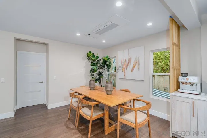 364 San Elijo St., Point Loma, California 92106
