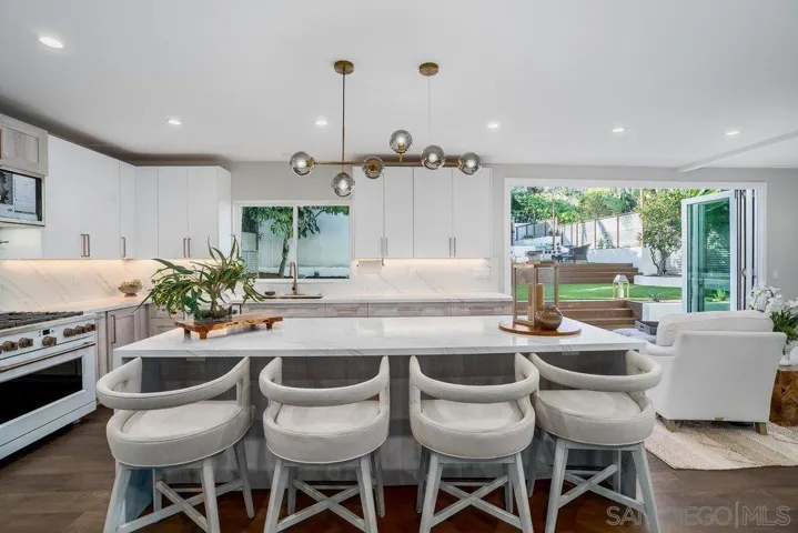364 San Elijo St., Point Loma, California 92106