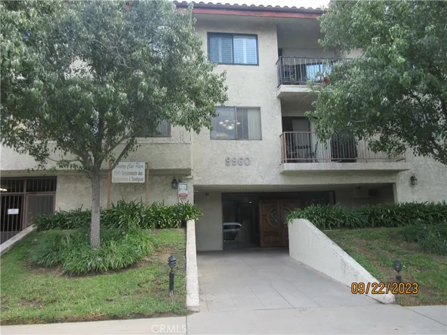 9960 Owensmouth Avenue 15, Chatsworth, California 91311