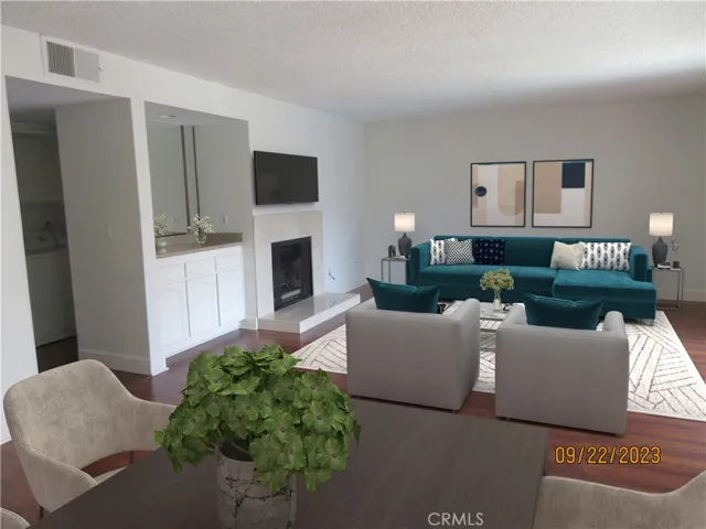 9960 Owensmouth Avenue 15, Chatsworth, California 91311