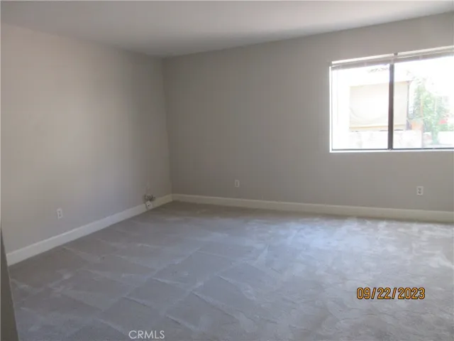9960 Owensmouth Avenue 15, Chatsworth, California 91311