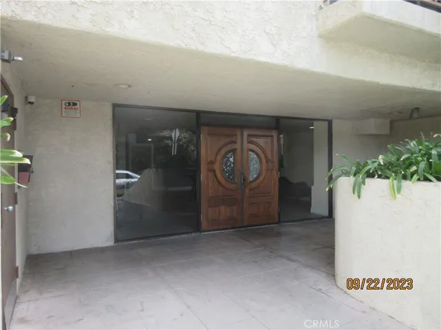 9960 Owensmouth Avenue 15, Chatsworth, California 91311