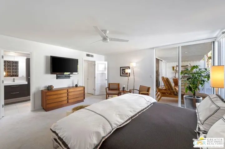 280 E Avenida Granada, Palm Springs, California 92264