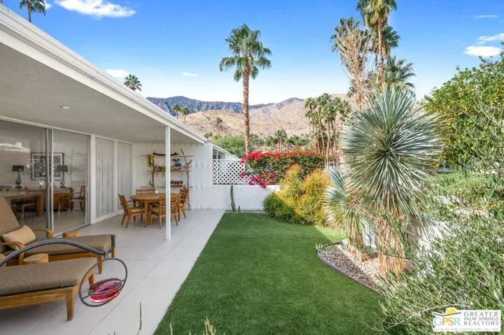 280 E Avenida Granada, Palm Springs, California 92264