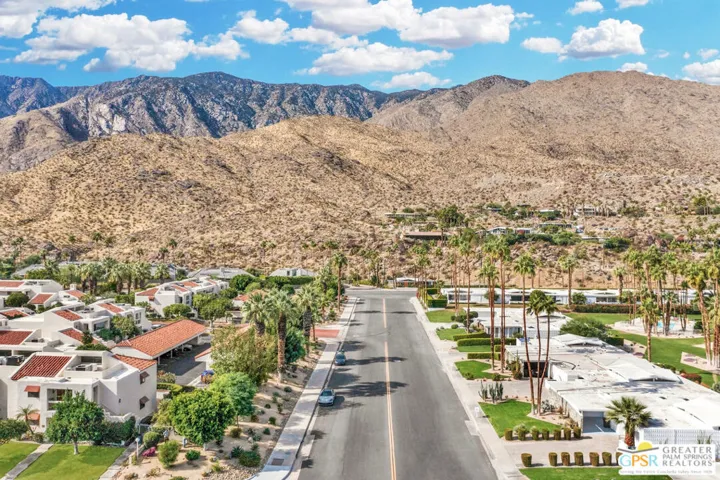 280 E Avenida Granada, Palm Springs, California 92264