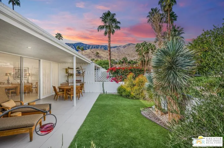 280 E Avenida Granada, Palm Springs, California 92264