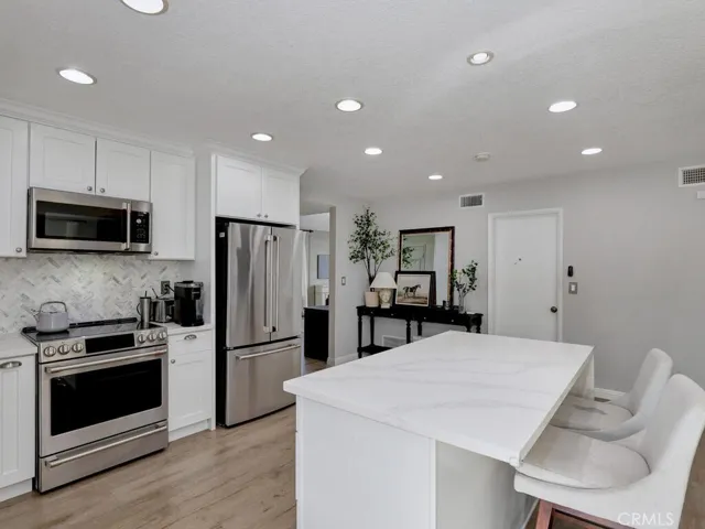 Beautiful remodeled Kitchen