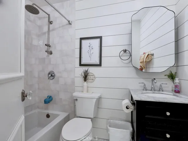 Middle Bath
