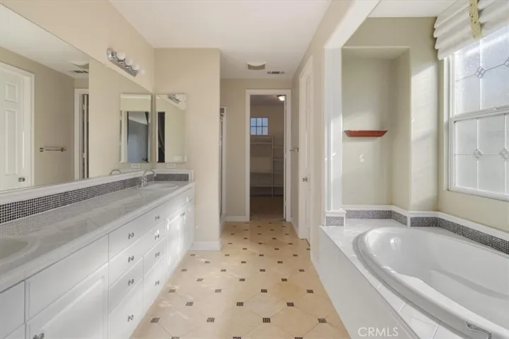 19668 Mathilde Lane, Saugus, California 91350