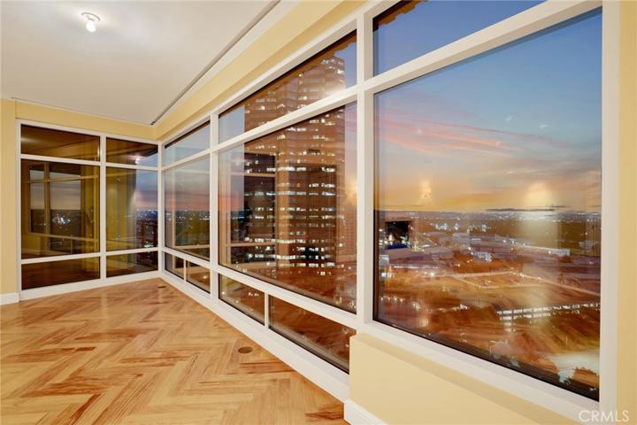 1 W Century Dr Unit 17A, Los Angeles, California 90067