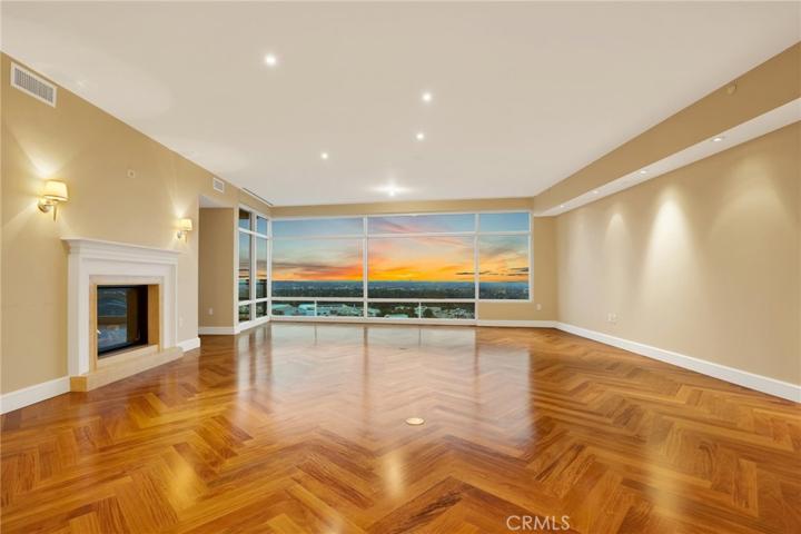 1 W Century Dr Unit 17A, Los Angeles, California 90067