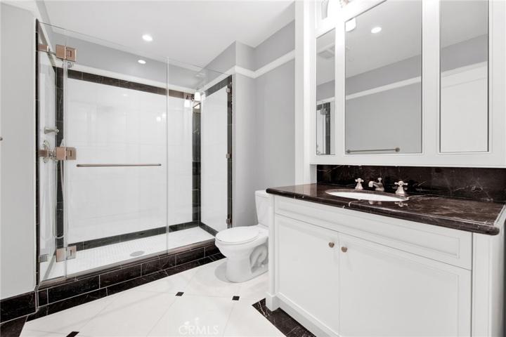 1 W Century Dr Unit 17A, Los Angeles, California 90067