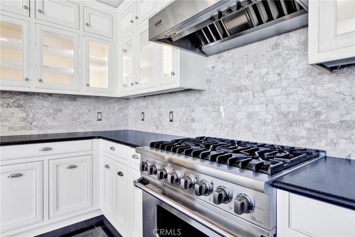 1 W Century Dr Unit 17A, Los Angeles, California 90067
